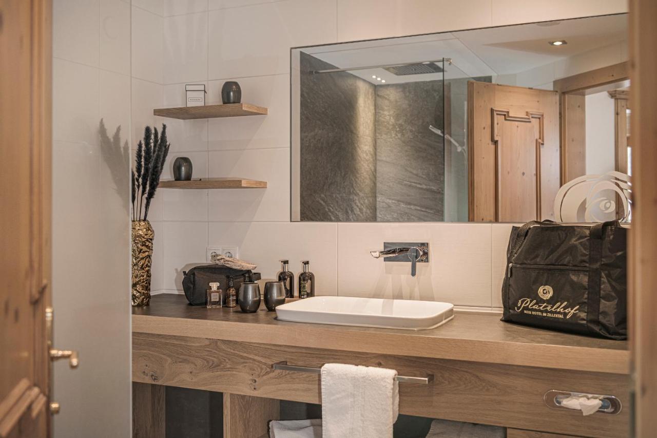 Platzlhof - Mein Hotel Im Zillertal Ried im Zillertal Ngoại thất bức ảnh