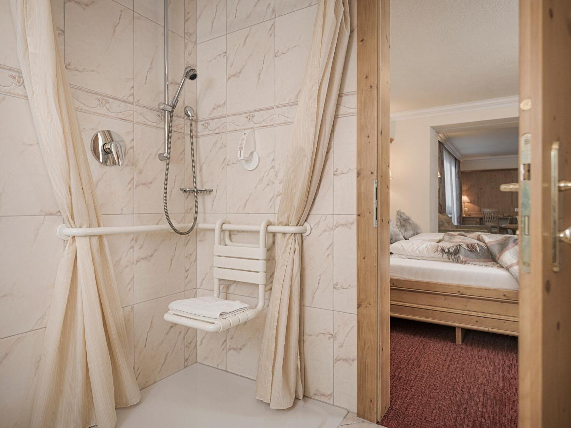 Platzlhof - Mein Hotel Im Zillertal Ried im Zillertal Ngoại thất bức ảnh